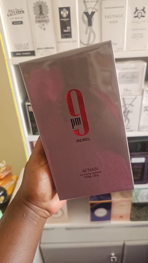 ValourBeauty's tweet photo. For all your men’s perfume needs 
From ugx 85000 to Ugx 250000
0781159107 https://t.co/BIekaW6dVS