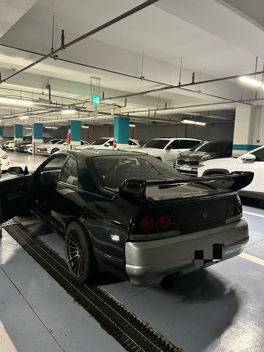 git332020's tweet photo. いつの間にかリアバンパーも元の回復 https://t.co/0tqKO7bGSc