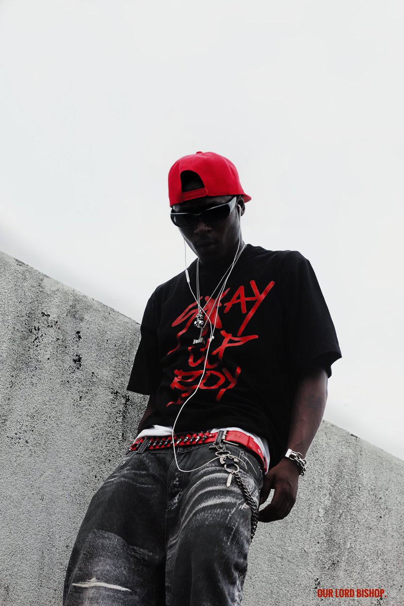 TINT_4FASHION's tweet photo. New Month, New Blessings 
Dm to get this tee!!!! https://t.co/YAwcTMB3nh