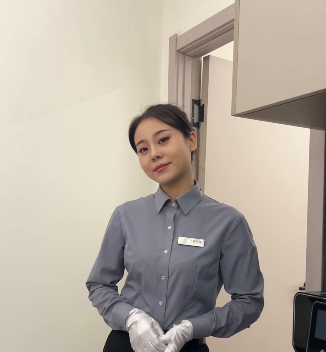 ploubuntu's tweet photo. 殯葬挺好 
只是被嫌棄 
快30了 
還沒有男友 
有人要嗎 
可約 https://t.co/PlheRqo1Ld