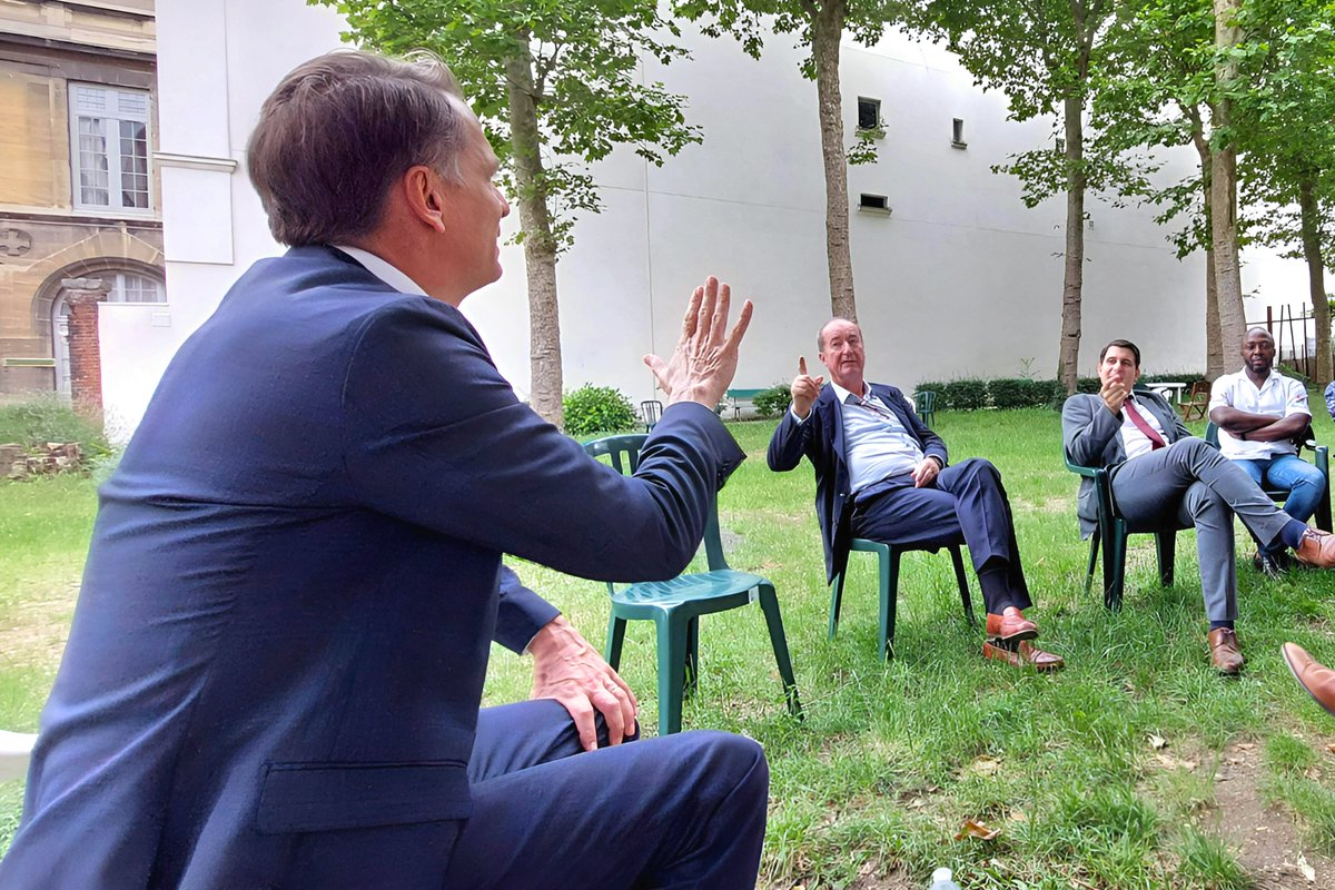 ithomasmore's tweet photo. 5e week-end de formation à l’engagement de l’École Thomas More.

Au menu : la situation politique à un an de la #présidentielle, les attentes des Français, LFI et la gauche, le centre après Macron, les droites et le RN...

Un grand merci aux auditeurs  et aux intervenants 🙏 https://t.co/0fIfX3iRaE