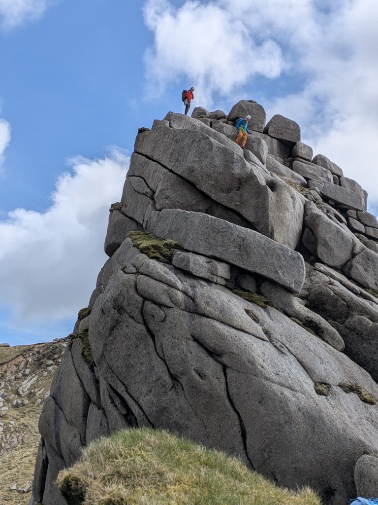 RAFMountaineer's tweet photo. RAFMA's May Meet to Arran (22–25 May) delivered four days of sunshine, dry rock and no midges.

11 members and one dog enjoyed scrambling, hillwalking and trad climbing, with highlights including Goatfell, the A'Chir Ridge traverse and South Ridge Direct on Cir Mhor. 🏔️☀️ https://t.co/u0jkols41A