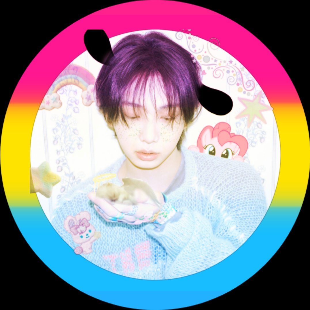 Parmoi4's tweet photo. needed to pull out the big guns 😝🤞#REPPING #JUNE #NewProfilePic https://t.co/majjJMdPhD