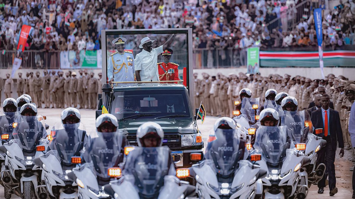 LubaoFm's tweet photo. The Kenya’s 5th President and current Commander-in-Chief of the KDF, H.E. Dr. William Ruto, led Kenyans in celebrating the 63rd Madaraka Day at Wajir Stadium; a historic venue, and the first of its kind in Kenya’s North Eastern Region of Kenya since Independence. https://t.co/78tx8GA4bF