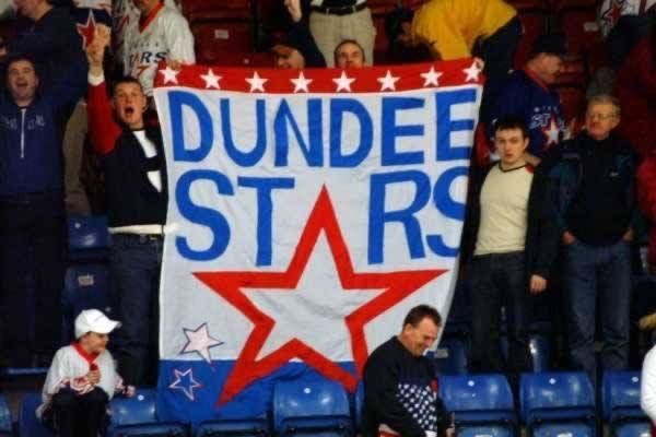 DundeeStars's tweet photo. Our journey began in 2001 🤩

Over the coming weeks, we’ll be looking back at the players, moments and memories that have shaped the Dundee Stars throughout our history 💫

First up, the team that started it all — our inaugural 2001/02 season 🏒

#NewChapter https://t.co/eiqtKk5n4s