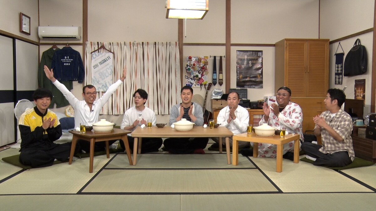owarai_natalie's tweet photo. ドンデコルテ冠番組で渡辺銀次が鍋会を主宰　相方小橋が同居人「バラバラマンスリー」（コメントあり）

月：カラタチ×福留光帆
火：篠塚大輝（timelesz）
水：劇団ひとり
木：ドンデコルテ
https://t.co/lD8LvQ8tWk

#バラバラマンスリー https://t.co/zG3yJkB2eP