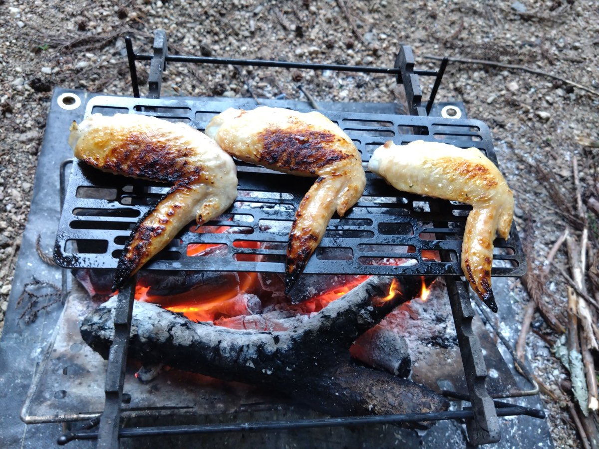arch_rack's tweet photo. #キャンプ　#ソロキャンプ
スリーセブン焼き鳥 https://t.co/xqHCjFDCSq