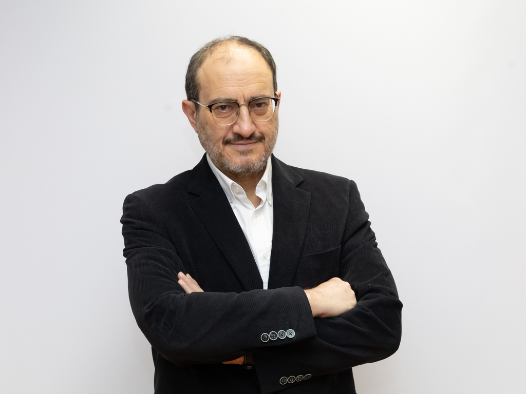 UNEDOurense's tweet photo. 🛜La @UNED  amplía su oferta académica con el nuevo Grado en Ingeniería en Inteligencia Artificial

  La nueva titulación podrá estudiarse desde el próximo curso 2026-2027 

 ✅El plazo de matrícula está previsto que se abra el próximo 1 de julio

  ➡️https://t.co/ydzYcn5FJ4 https://t.co/0hN9PWbBW1