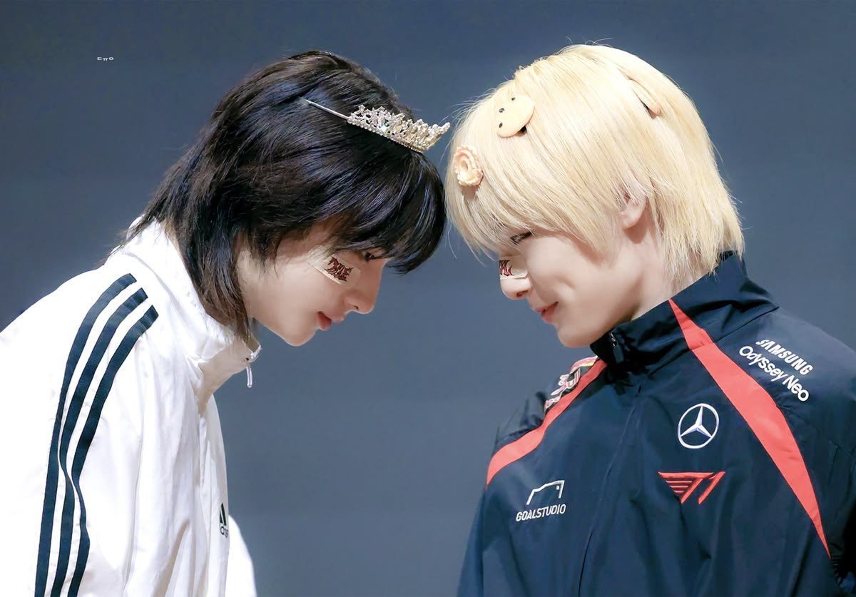 yang+hwang🦊🥟 tweet media