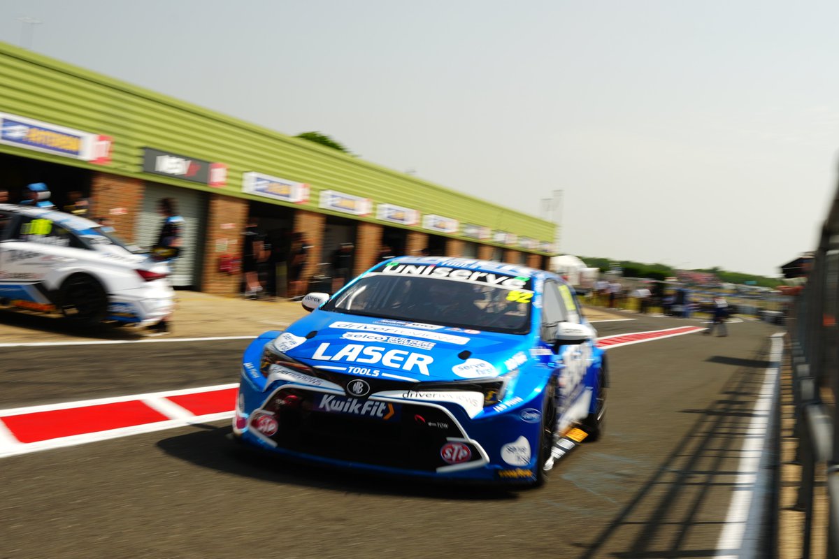 MBMotorsport_'s tweet photo. 🏆 Aiming for yet more silverware
📈 At the sharp end in the Independents standings
🌳 Oulton Park plays to Corolla's strengths

Read our Oulton preview here 🗞️: https://t.co/6D8Q7EMgnh

#WeAreLaserToolsRacing #MBMotorsport #BTCC https://t.co/z46ywPHwla