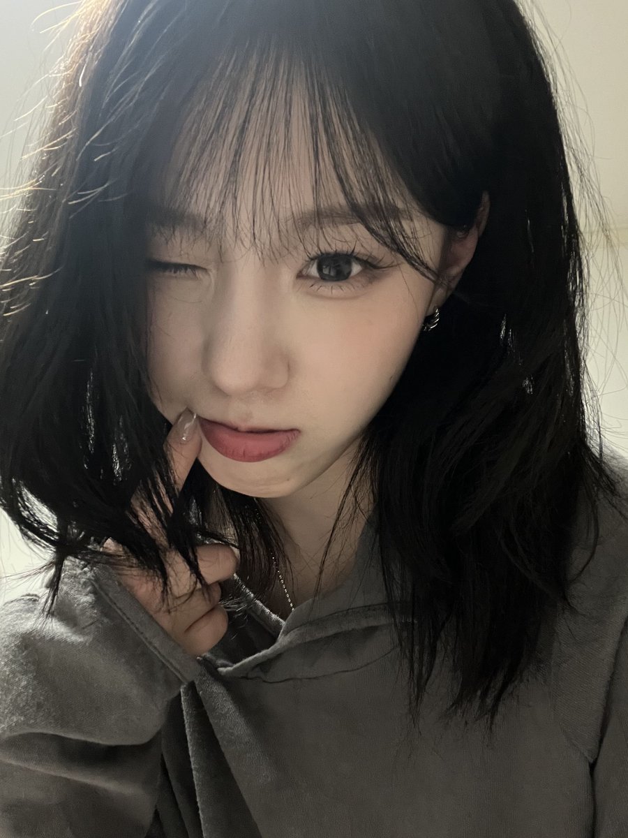 chaehyunbbl's tweet photo. [🐯🫧] 260601 📸 https://t.co/5ST2HF1pg0