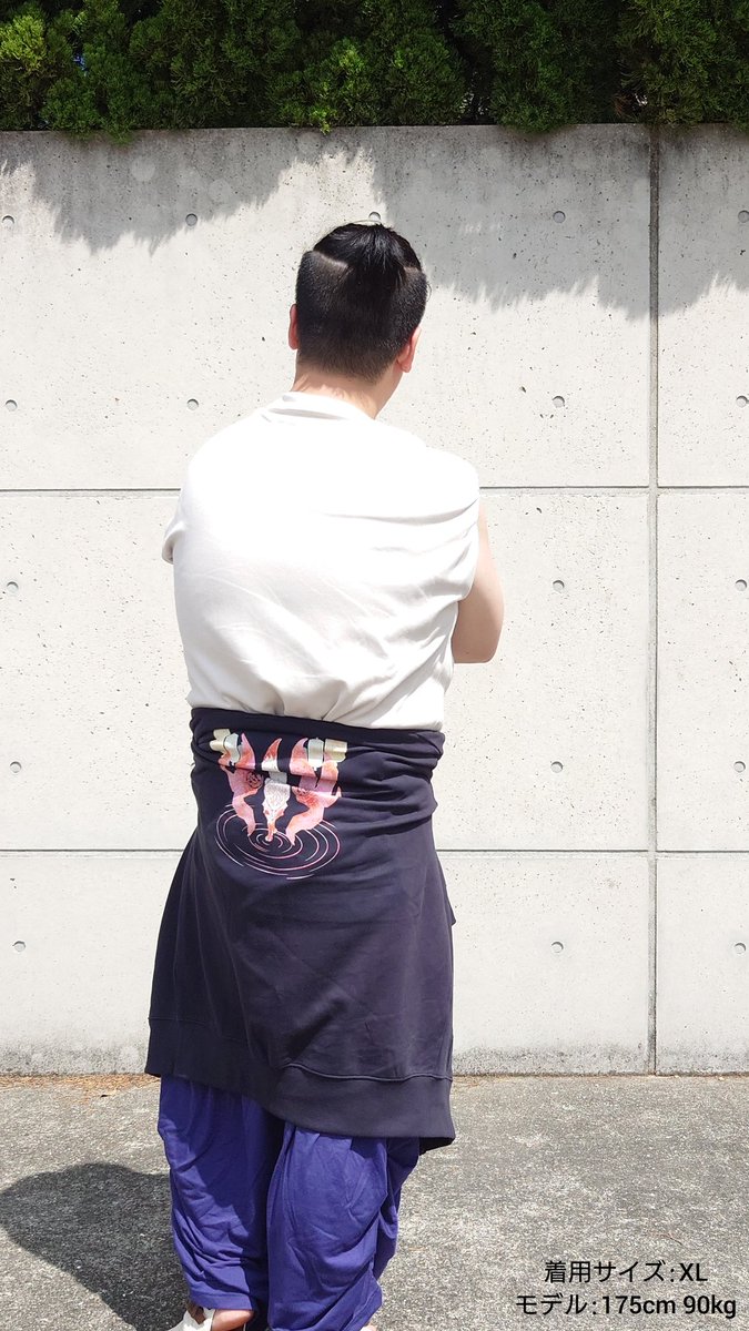 goidshot's tweet photo. 第3回
Revius × ジャム＝ゴイド
アパレルコラボ

受注販売開始いたしました！！

Tシャツとトートバッグはセット割もあります！

販売期間
6月1日㈪18:00〜
6月30日㈫23:59

Tシャツ
https://t.co/mumNLkfIRg
ジップパーカー
https://t.co/Z8DSYbRnEQ
トートバッグ
https://t.co/2bJ9jUu9DX

#Revius https://t.co/xTbt5ecQw2