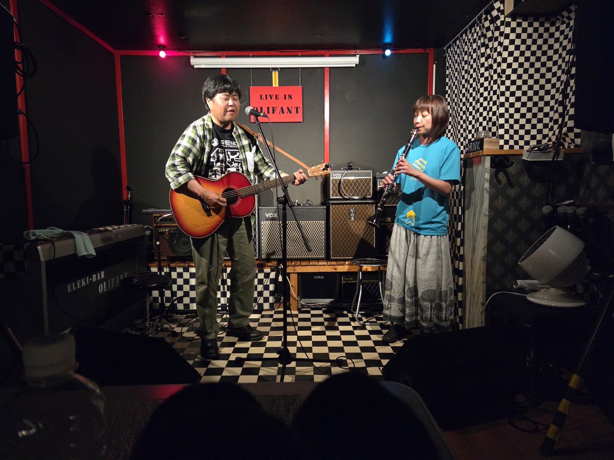hanahanahekeke's tweet photo. #ヱレキ酒場オリハント 心から楽しい夜でした。memekoさん、akiちゃん、あしだともみさん、共演出来てよかった！またきっと会いましょう。 https://t.co/fFL1qT4f40