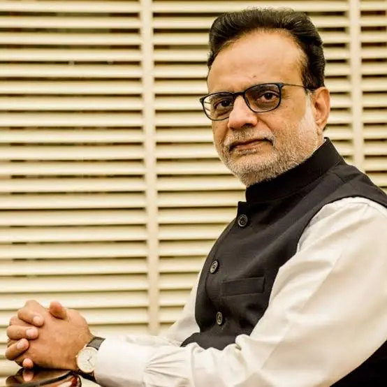 _KiranRajput's tweet photo. "Investment returns from Capital Market don't accrue from any effort, but are just an investment gain. It is reasonable to tax this income since it functions similarly to salary income"
~ Dr Hasmukh Adhia, Feb 2018, Finance Secretary, 1981 - IAS. https://t.co/KRPA8Mo3Lz