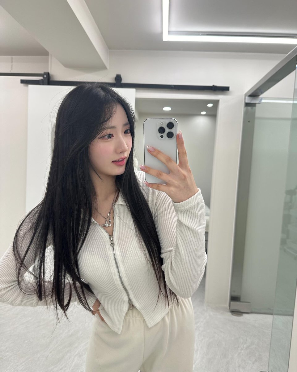 haa__577's tweet photo. 다들모하세요
#맘물뎀 #섹트 #아다 #군인 #능욕 https://t.co/JnGy1jFNes