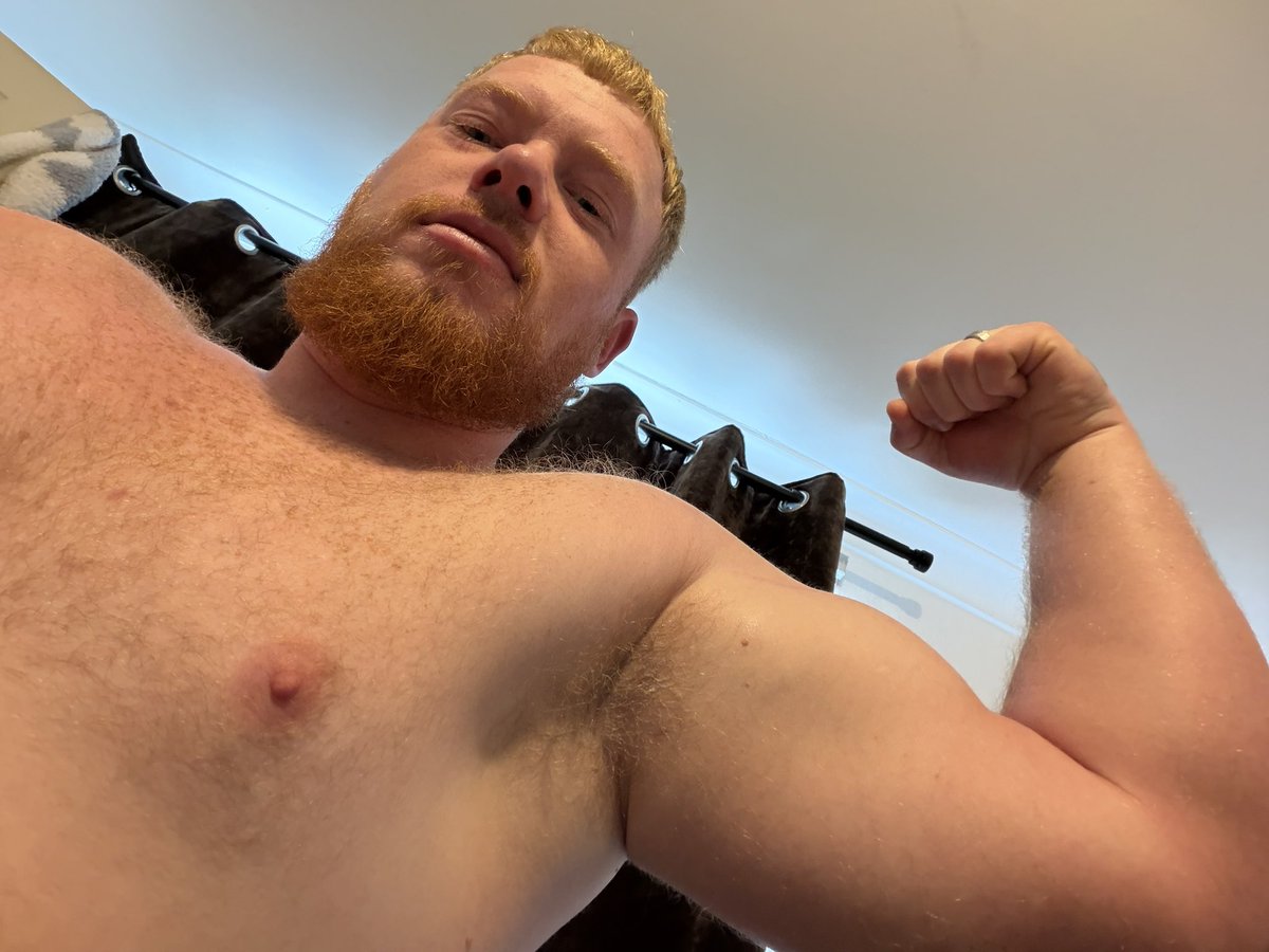 MasterHarryx1's tweet photo. Now getting ready to head out one of my good boys go fetch my coffee and breakfast! 

Get in the DMs with a sent sir to bury your face in these perfect pits! https://t.co/vlPGootM5K