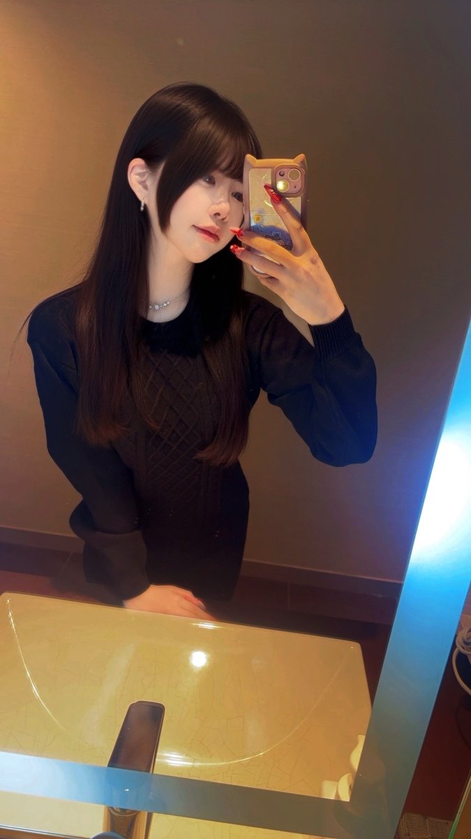 由良瀬ゆら@新人グラドル tweet media