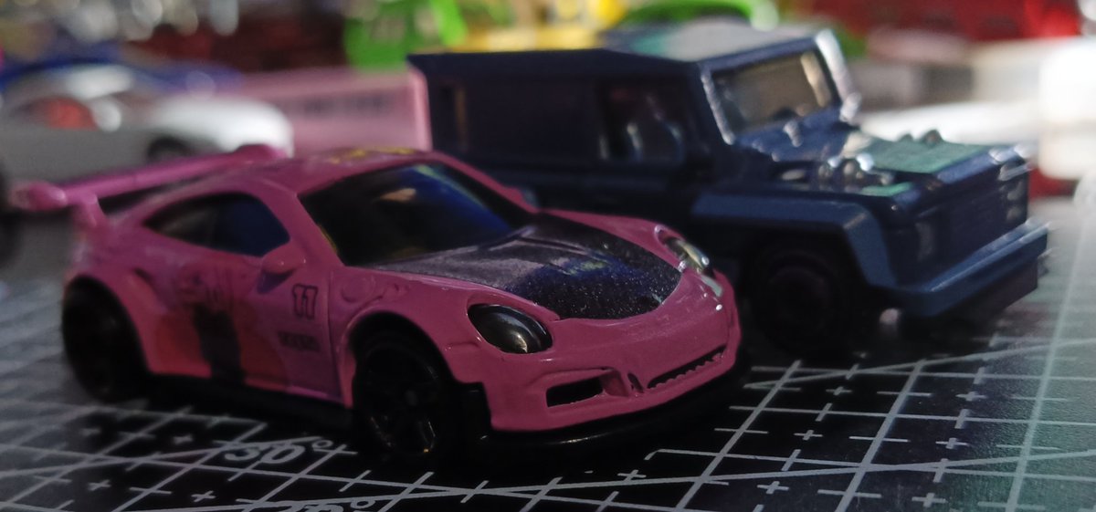 soda_cassette's tweet photo. Porsche GT3 rs (Rayna themed)
Perhaps later I'll make a new design to put on another car
If anyone plays Forza Horizon, I want to see someone put this design on a vehicle in the game XD
#FNFRayna #Rayna https://t.co/22VcMNdCIu
