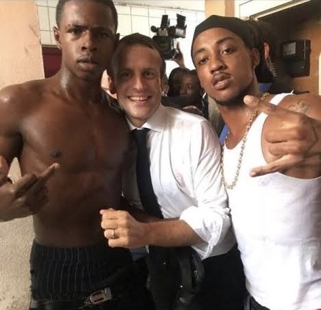 pos97769's tweet photo. @KARLOLIVE Tel maître tel élève…. https://t.co/4RdruvmS1y