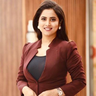 YogeshKumarIND's tweet photo. एंकर पत्रकार @anchorpooja दीदी जी को जन्मदिन की हार्दिक शुभकामनाएँ ।
ईश्वर आपको निरंतर सफलता, सम्मान और खुशियों से नवाजे। 🎂💐 https://t.co/lznh7EiaZ8