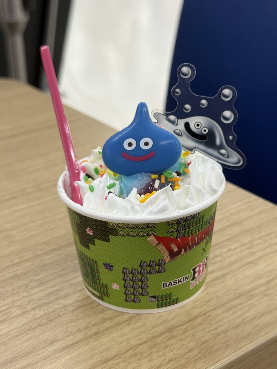 Shinel082's tweet photo. 31ドラクエコラボ食べに行ってきました！！
可愛い😍 https://t.co/dQPXzkO1uF