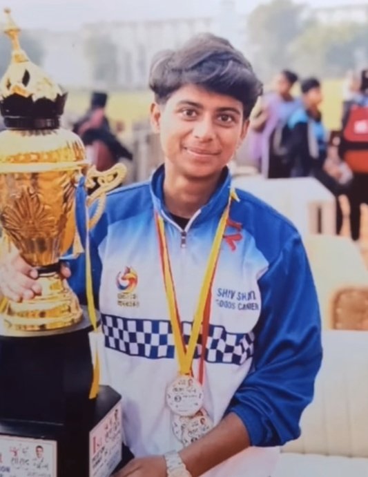 ambedkariteIND's tweet photo. A promising young Kabaddi player, Anushka who belonged to the Bahujan community was murdered for a mere ₹3,600. Her life was taken with shocking brutality and for nearly one and a half months, her body lay rotting in a drain just 200 meters from a police station in Meerut, Uttar Pradesh.

Anushka was the daughter of a poor family, chasing her dreams through sports. Instead of receiving justice and protection, she was abandoned even in death. The fact that her decomposing body remained undiscovered for weeks so close to a police station exposes a deeply disturbing failure of accountability and law enforcement.

A young athlete's future was stolen for an amount that many spend in a single day. Her life was worth far more than ₹3,600, and her death demands answers.