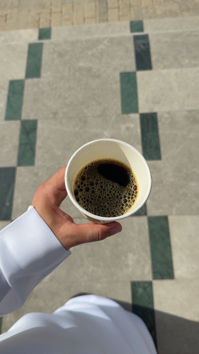 bdu07's tweet photo. صباح العودة إلى الروتين العملي ❤️ https://t.co/2JOIvO8lOr