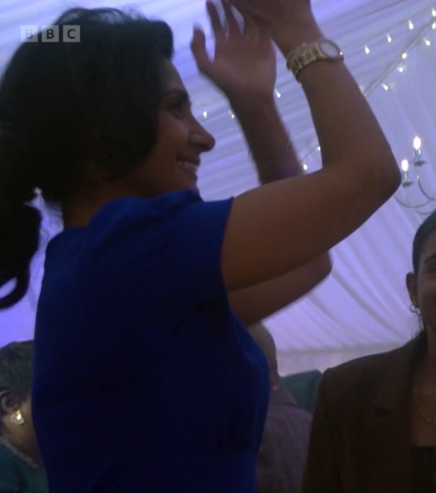 bal_sopal_fans's tweet photo. Obsessed with Bal putting her Strictly moves to good use…this must have been so fun to film ✨ https://t.co/ggw0YthjNj
