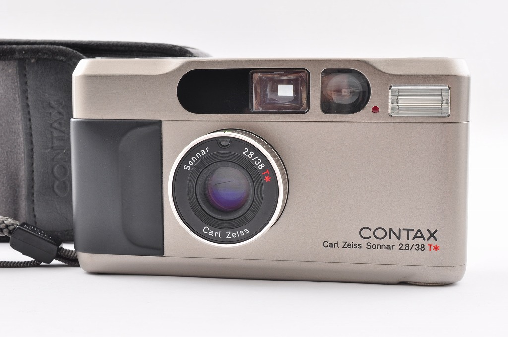 camera_baycame's tweet photo. 【CONTAX T2を105,000円でお買取り📷】

リピーター様より店頭買取。
「息子に残そうと思っていたが、故障時の修理が難しいと聞き売却を決意した」とのことでした。

箱なしでしたが、完動品のため105,000円でお買取りさせていただきました😊

#CONTAXT2 #カメラ買取 #フィルムカメラ https://t.co/YV4HXbMock