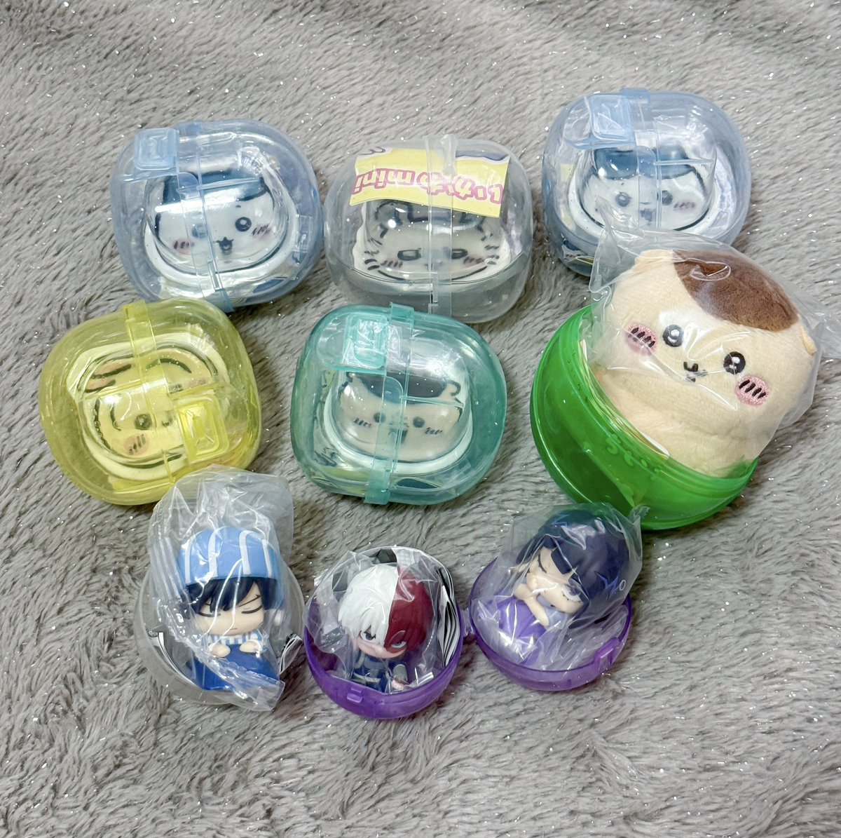 __ffO6's tweet photo. ちいかわ ヒロアカ 僕のヒーローアカデミア ガチャガチャ miniお皿コレクション おすわりぬいぐるみ 交換 豆皿 すわらせ隊 おねむたん ガチャガチャ交換

【譲】うさぎ/ハチワレ/ くりまんじゅう/モモンガ　耳郎/飯田/轟

【求】ちいかわ / 緑谷 https://t.co/YRoFHsMHBY
