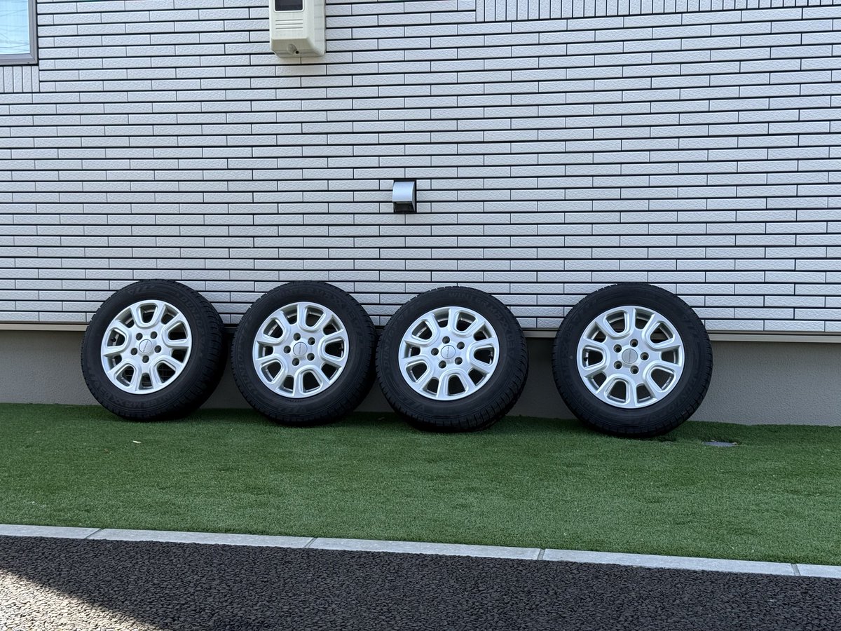 hit_ismart's tweet photo. やっとタイヤ洗えたよ🛞子供達が手伝ってくれて再考だった☺️ https://t.co/HJO1DauCtO