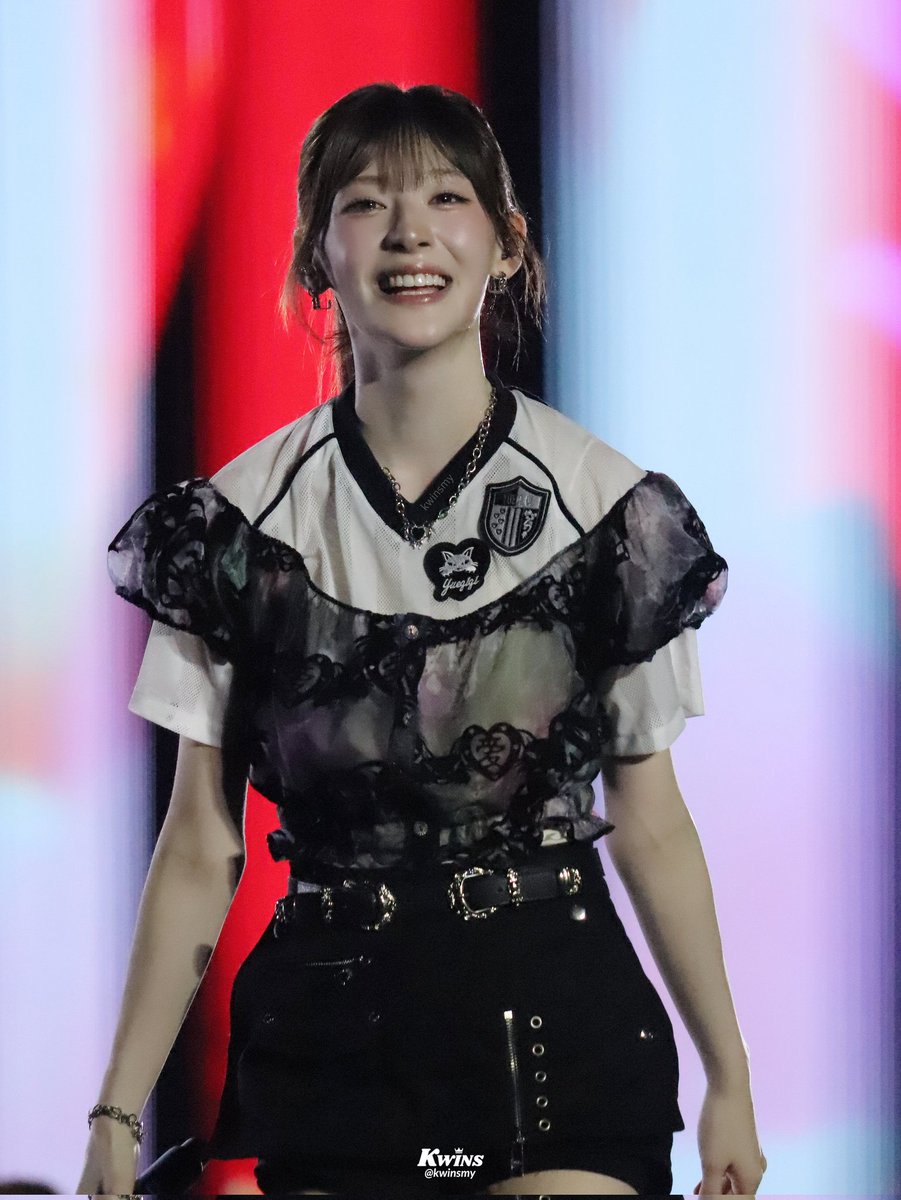 kwinsmy's tweet photo. [260531] AsiaTop Music Festival 2026- STAYC SEEUN

#ASIATOPMUSICFESTIVAL #AsiaTop #JOOX #QQMusic #STAYC #스테이씨 #SEEUN #세은 #STAYCinMY https://t.co/T3vmxVxVb8