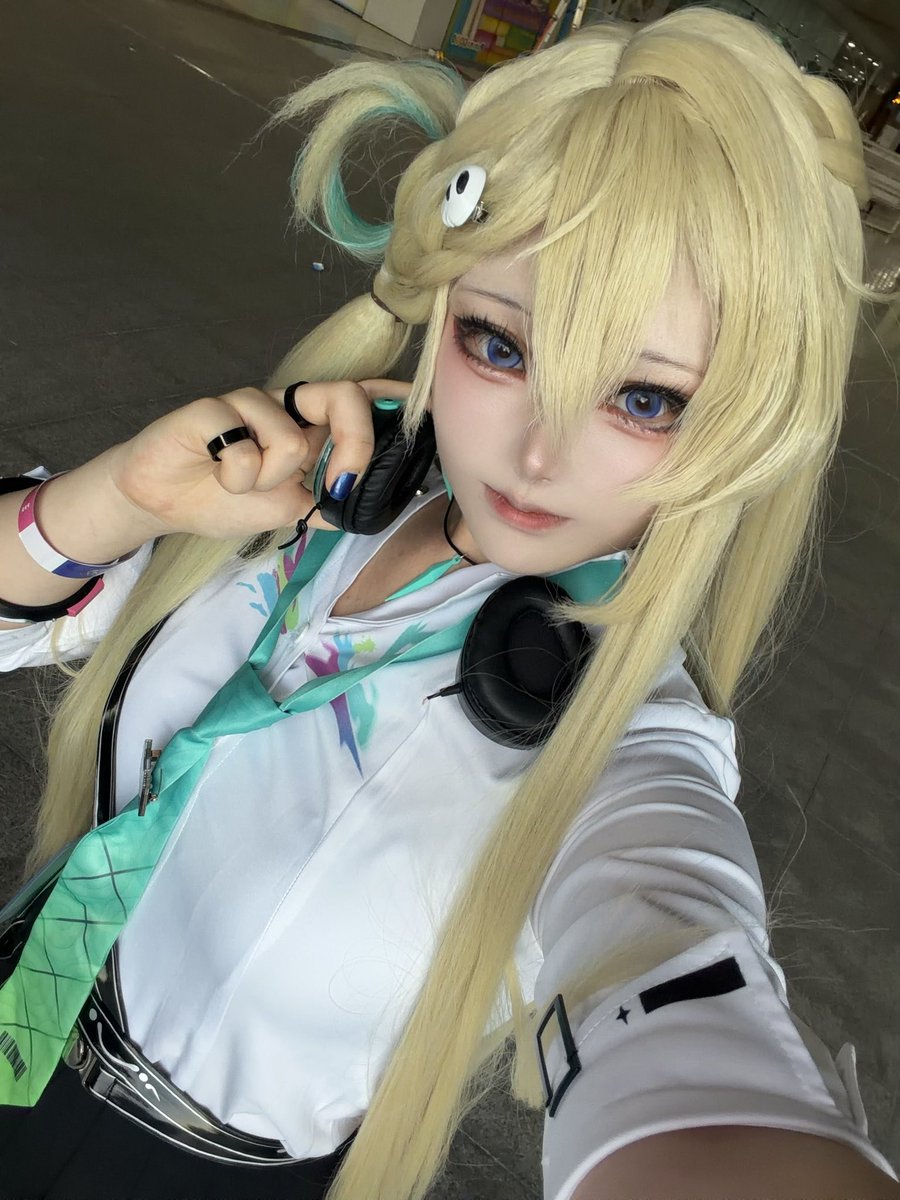 white_desuyo_'s tweet photo. #鳴潮        
#WutheringWaves https://t.co/pvBOg0t31u