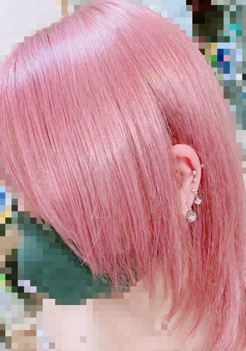 runyan0125's tweet photo. 髪色ピンクに戻しまんた( ᐖ )🎀
やっぱりピンクが一番しっくりくると皆が言うww https://t.co/nCBhT5B0ZF