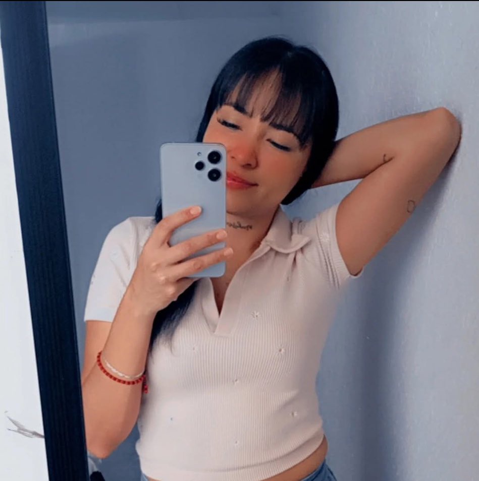 Relatos18VIP's tweet photo. es una putita barata que le gusta que le metan la verga rico https://t.co/9niNz77v0N
