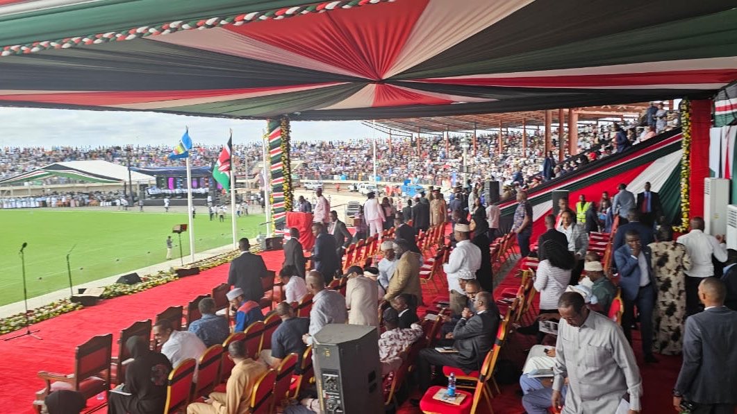 Ijabril's tweet photo. From beautiful Wajir Stadium, we join the people of Kenya in commemorating #MadarakaDay. On behalf of the Government and the People of #Somalia, we extend warm congratulations and sincere best wishes to the Government and the People of #Kenya on this important national occasion. https://t.co/tBL4IP3nIz
