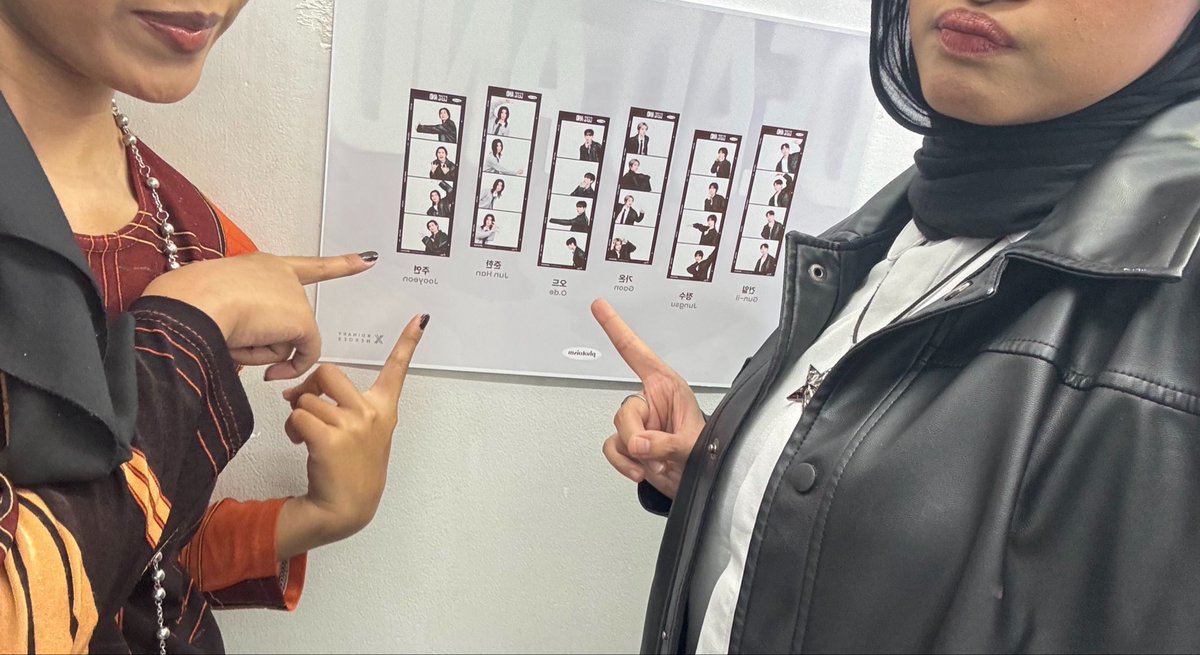 key2strings's tweet photo. double date shin ale and nuggetz :p https://t.co/cgffd1TVBe