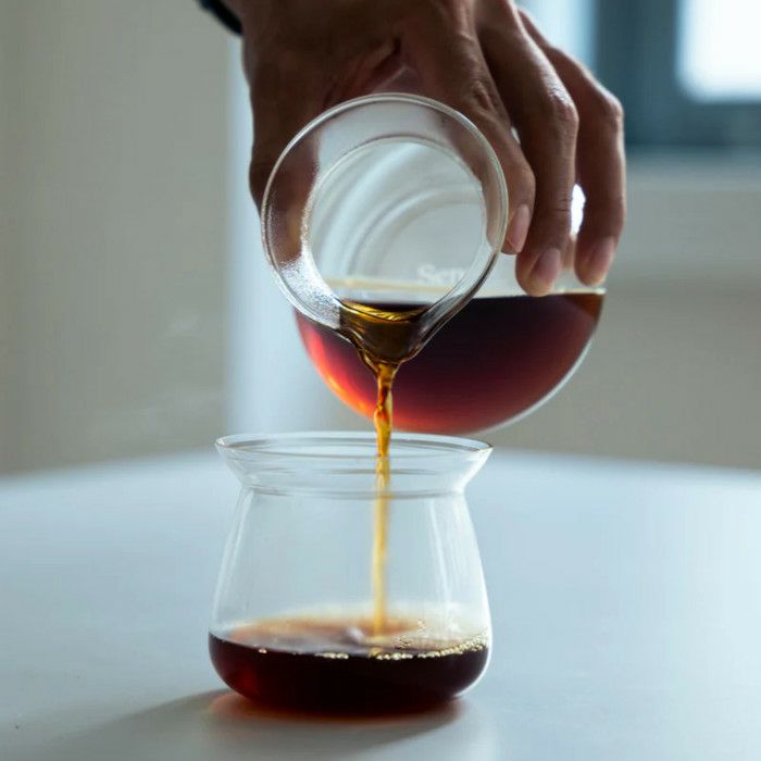 facoffee_bot's tweet photo. 【OREA】Sense Glass Cup 275ml
究極のコーヒー体験を。機能美を極めた、OREAの感覚専用グラス。

五感を刺激するデザイン。計算された丸みがコーヒーの香りを閉じ込め、味わいを最大限に引き出します。275mlの絶妙なサイズ感と手に吸い付くようなフィット感。ただのコップではない、抽出の質を高める道具です。

https://t.co/2CnapnrSOz

#OREA #Sense #Glass #Cup #SenseGlass #グラス #バリスタ #coffee #cafe #facoffee #コーヒーのある暮らし