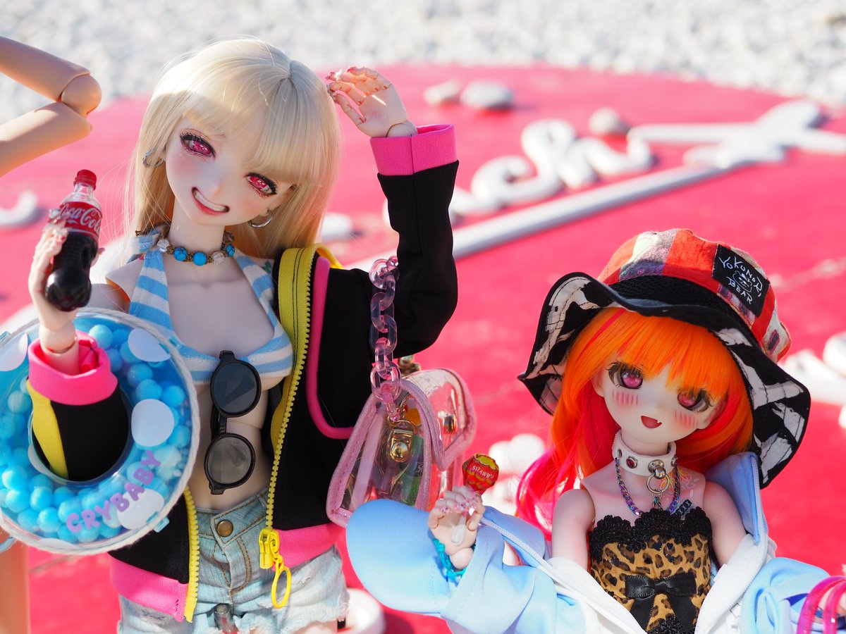 atsunsunnydays's tweet photo. 夏が似合う眩し笑顔コンビ可愛く撮影して貰いましたw自分で撮ってないんかいw💗名前にもその想いをこめて、海夢ちゃんとロコちゃん💗
ロコちゃんはアロハなロコガール的なとこから名付けしてる😆ハワイまた行きたいなあ😘なんなら永住したい😇でも大阪…好き(笑)さあ仕事行こ🫠#はにっ娘　#ふりゃっこ https://t.co/SCXNo7oFOe