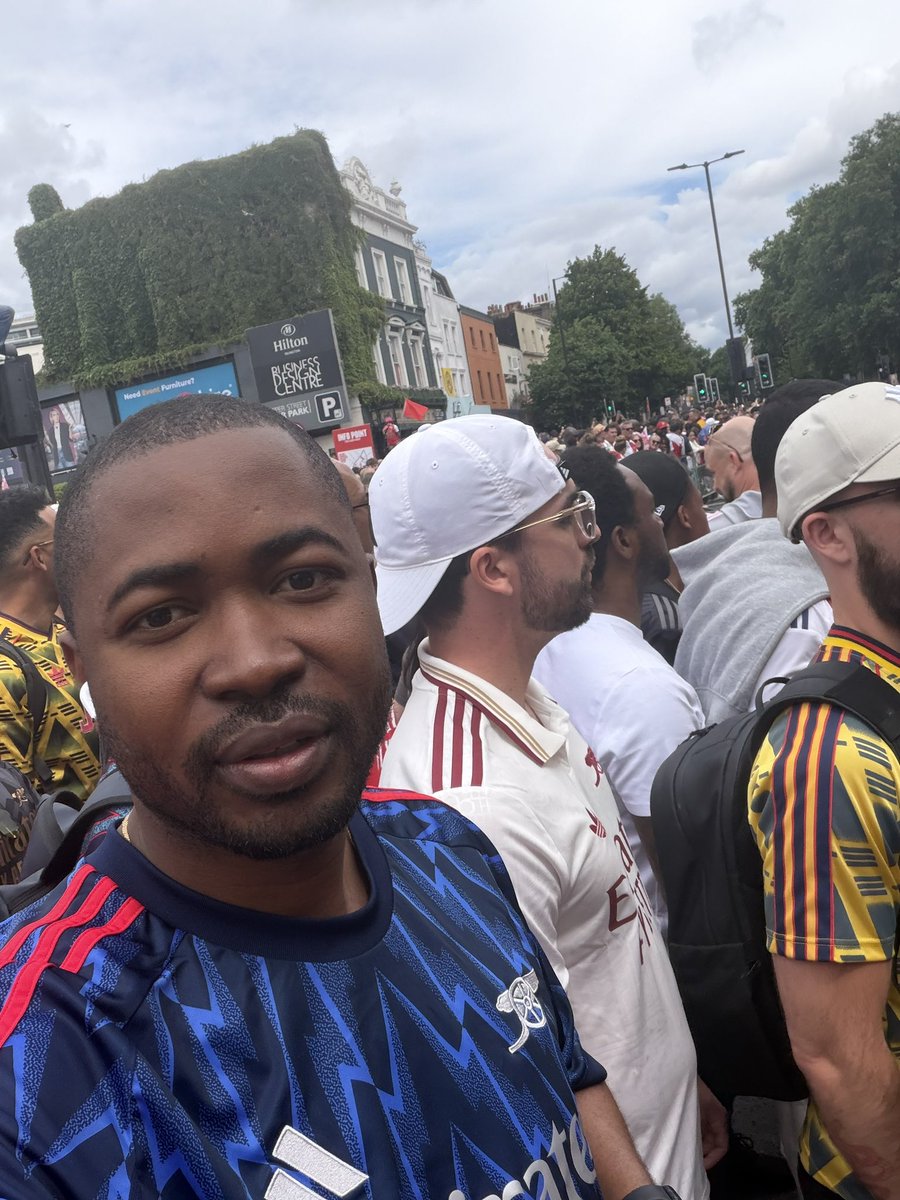deeone555's tweet photo. My weekend in a nutshell: watched us reach the Champions League final for the first time in over 20 years,something I last saw when I was in SS1. We lost, but we’ll be back stronger and ready to win it. I also celebrated Arsenal’s title at the parade; seeing the players so happy https://t.co/uRXcCFiu9F