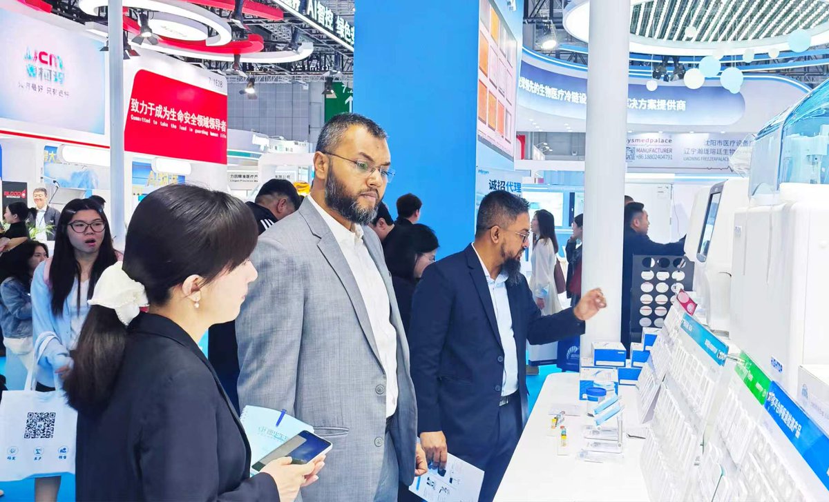 HIGHTOP_Global's tweet photo. 9–12 April 2026💙

HIGHTOP had an incredible 4 days in Shanghai, showcasing our full range from smart lab solutions to home healthcare. Great connections, great conversations here. Let's keep winning together!✨

#CMEF2026 #HIGHTOP #IVD #POCT https://t.co/Hn4MFEgiZq