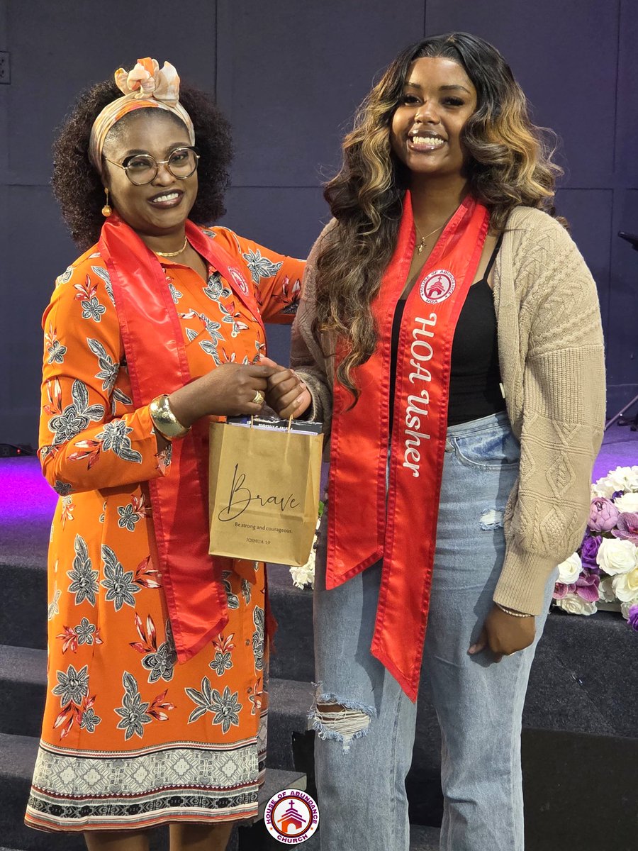 hoachurchtx's tweet photo. Congratulations to our high school graduates, Kaia McDonald and Iyinoluwa Adedeji!🎉🥳

#HouseofAbundance https://t.co/VtoubkefxY