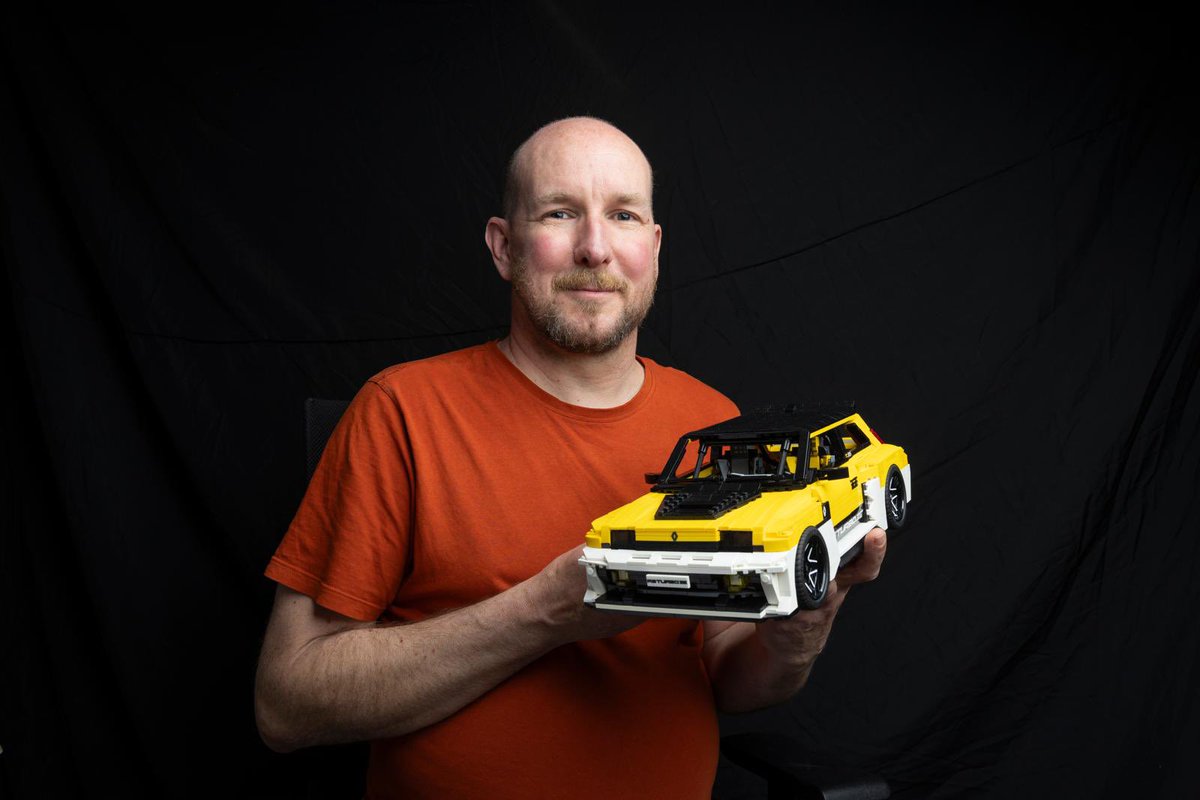 Jim_Holder's tweet photo. A happy start to the week - thank you to everyone who supported!

Lego give you 32 months to hit 10k - this made it in 44 days.

Next up, an official review of the build by Lego in September. https://t.co/h8KLjKLqVp