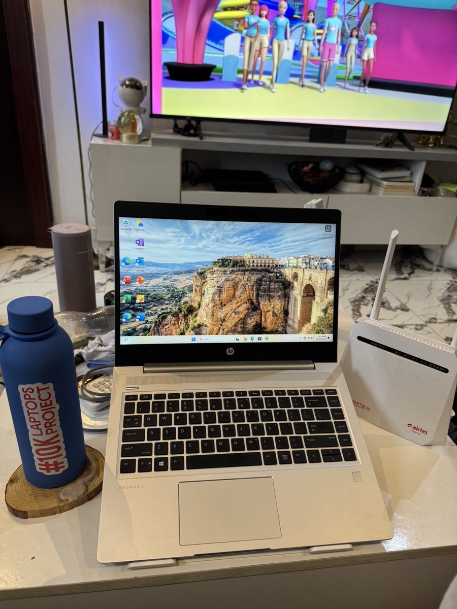 Val Gadgets tweet media