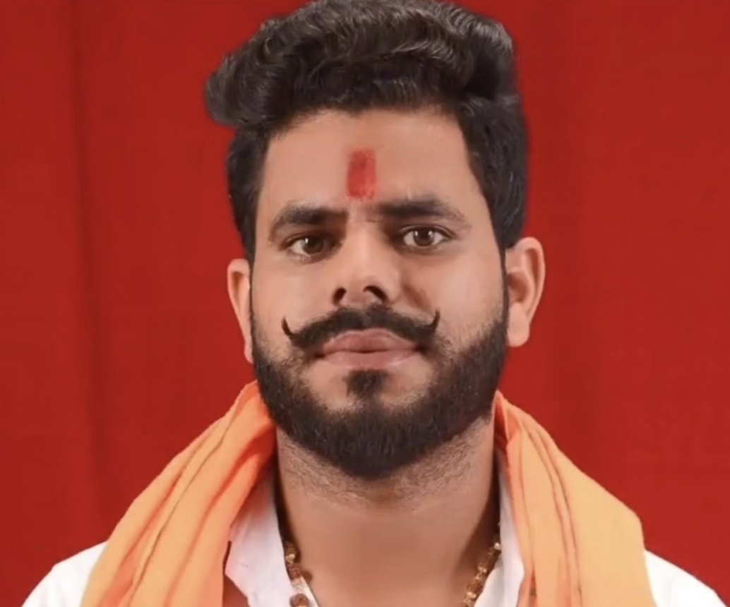 Kavish aziz tweet media