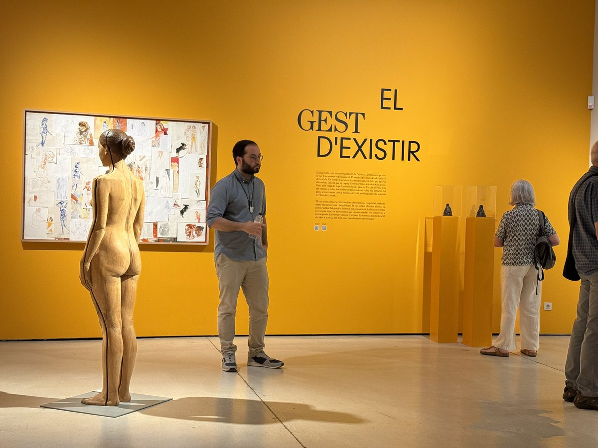 giner_roser's tweet photo. #Primavera2026. Ahir una nova Triatló de cultura de la mà de @nuvol_com i @puigtobella. Molt impactant, com sempre. @vilacasas Can Framis.Descobrir la nova exposició permanent amb @Bpuigdo. Club de lectura amb @CarmeRiera_ofic i a la Sala Atrium La meitat de l’ànima. Dia complet. https://t.co/dxUPiVcwGo