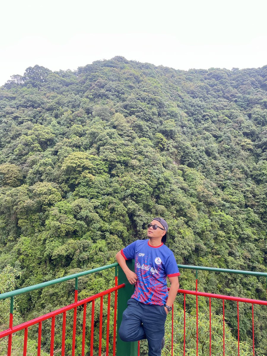 AchoAkami's tweet photo. Revisiting Cherapunjee!! https://t.co/gRGsI0e4cs
