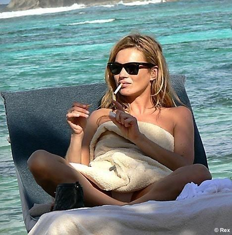 nicole tweet media