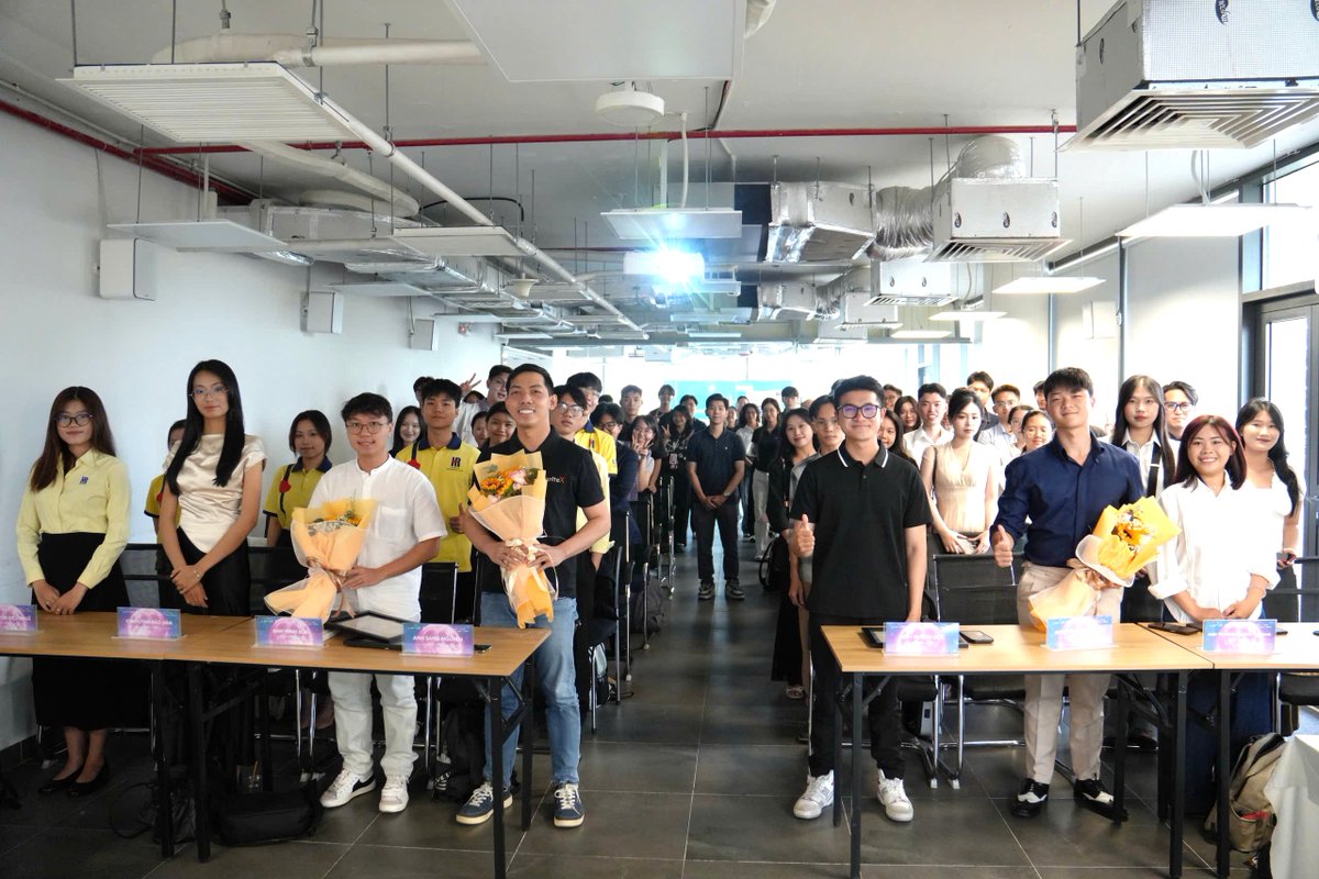 VietnamCardano's tweet photo. 🔥 RECAP — Saigon Founders Meetup & Startup Fair 2026
Cardano Vietnam x  @HUBNetworkVN 
On May 24, 2026, we welcomed 124 founders, startups & Cardano builders (146 registrations) at SIHUB, Ho Chi Minh City 🇻🇳

The meetup created a dynamic space to explore:
• Cardano & governance blockchain
• Fundraising opportunities
• Blockchain & FinTech entrepreneurship
• Sustainable startup building in Web3

CC:
@Cardano @Cardano_CF @Catalyst_onX
@IOGroupNews @c3eth @mietran0407
@Hahero7 @VnmeseMarkbui @IlumNguyen @YaoHuynh @HarisNguye80637 @HUBNetworkVN
@AsiaAfrica_AACC @AsiaCnft