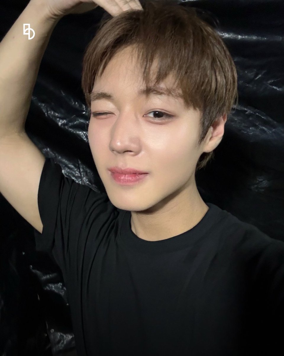 bstage_'s tweet photo. 변함없는 메이의 사랑과 함께한 박지훈 팬 콘서트💚💛💖
메이 마음 속에 영원히「저장」

👑 박지훈 비스테이지 바로가기
https://t.co/OYj6sjYNBu

#박지훈 #PARKJIHOON #비스테이지 #bstage https://t.co/ZmPR7X6afZ